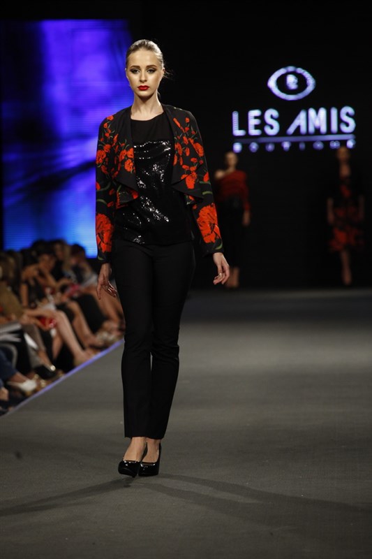 Les Amis at Summer Fashion Week By LIPS