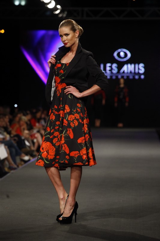 Les Amis at Summer Fashion Week By LIPS