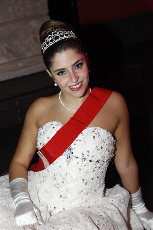 Le Bal Des Debutantes