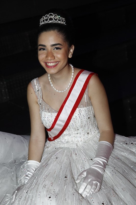 Le Bal Des Debutantes