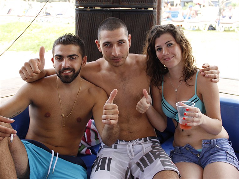 Opening of Bay 183 Beach Bar