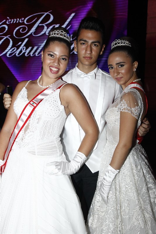 Le Bal Des Debutantes