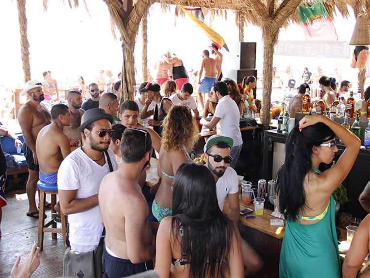 Opening of Bay 183 Beach Bar