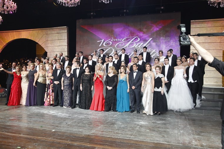 Le Bal Des Debutantes