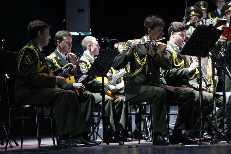 Les Choeurs de l Armee Rouge 