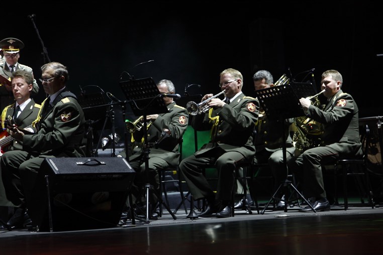 Les Choeurs de l Armee Rouge 