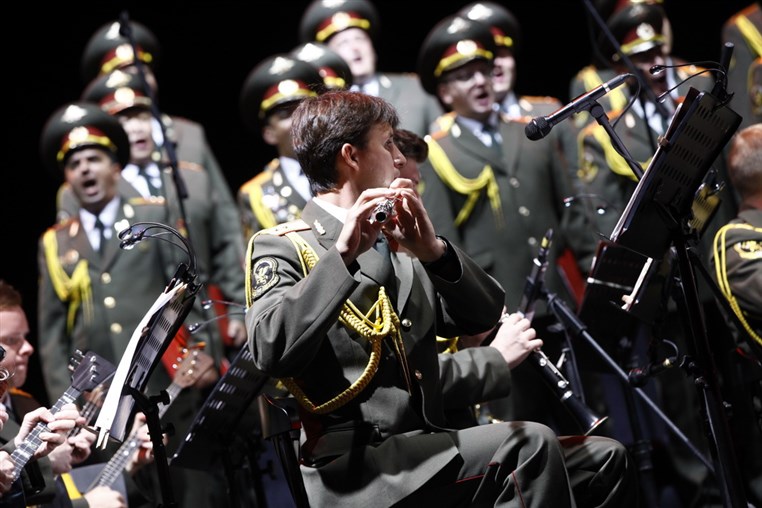 Les Choeurs de l Armee Rouge 