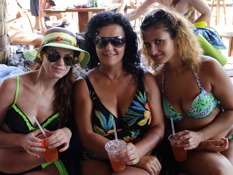Opening of Bay 183 Beach Bar