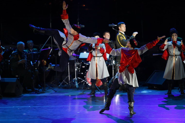 Les Choeurs de l Armee Rouge 