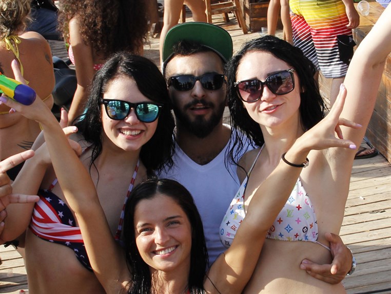 Opening of Bay 183 Beach Bar