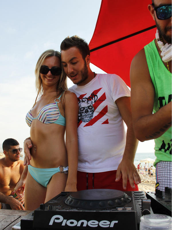 Opening of Bay 183 Beach Bar