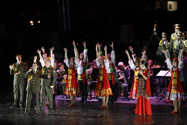 Les Choeurs de l Armee Rouge 