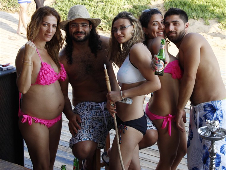 Opening of Bay 183 Beach Bar