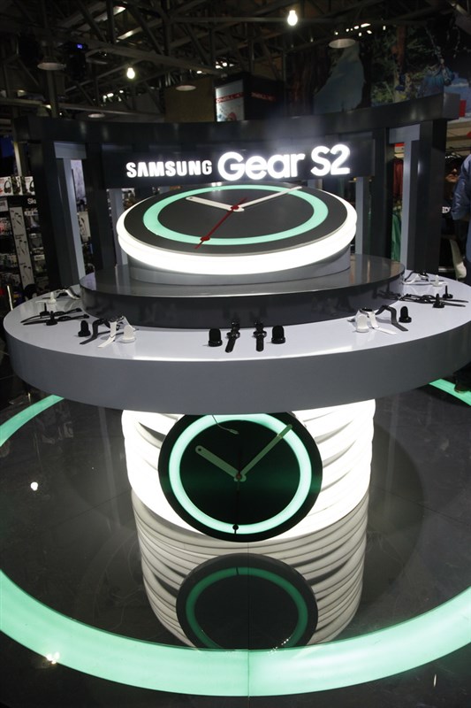 Samsung Gear S2 at Mike Sport