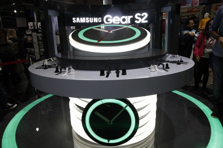 Samsung Gear S2 at Mike Sport