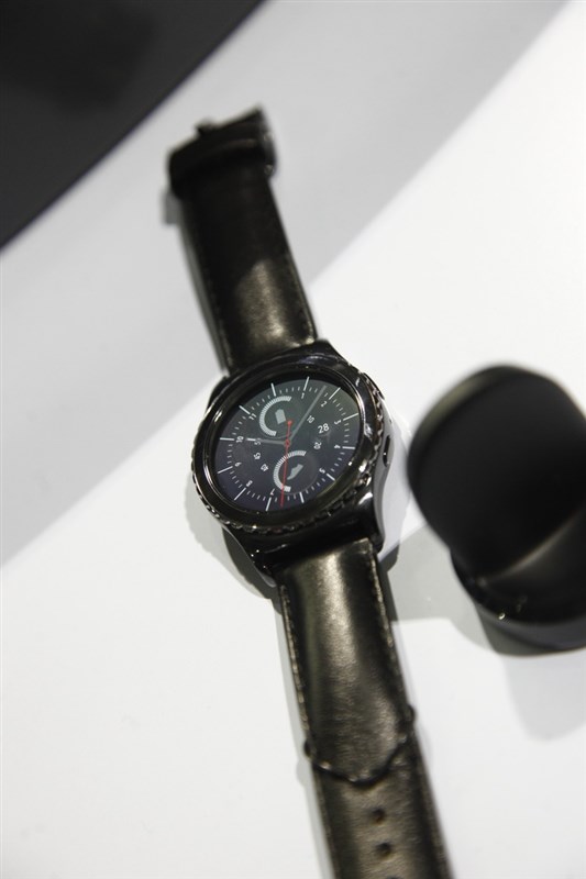 Samsung Gear S2 at Mike Sport