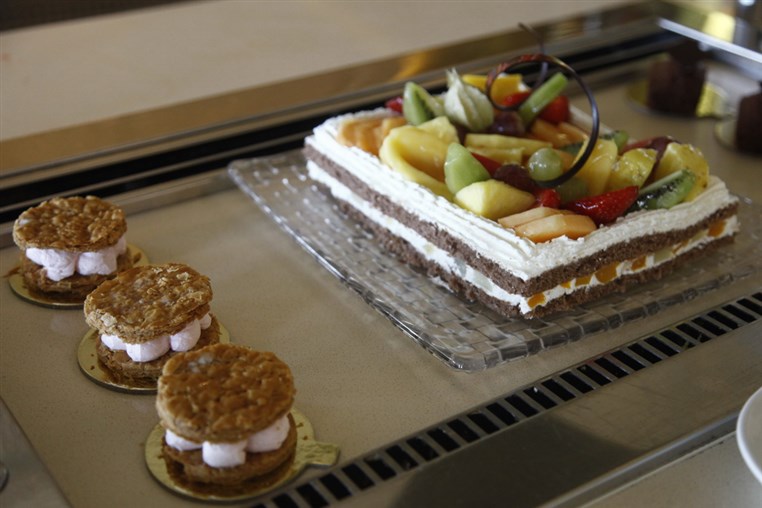 Mosaic Buffet