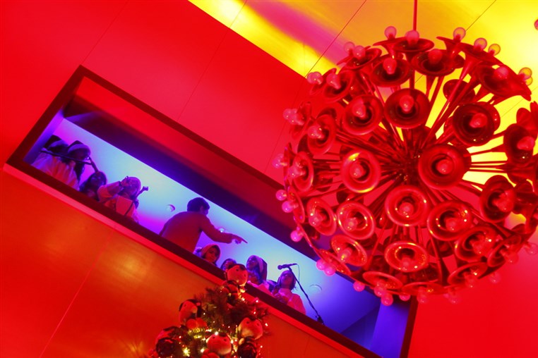 Light up a Christmas tree at Smallville 
