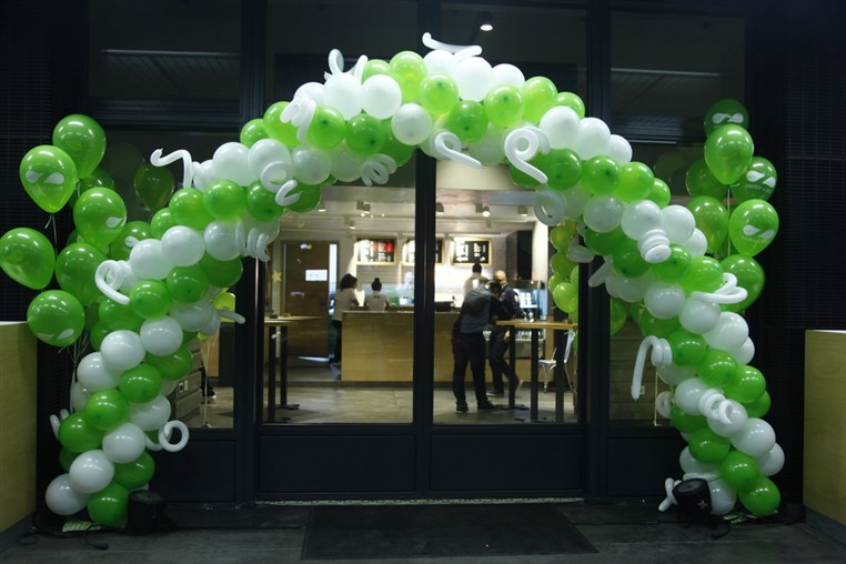 Zaatar w Zeit Reopening