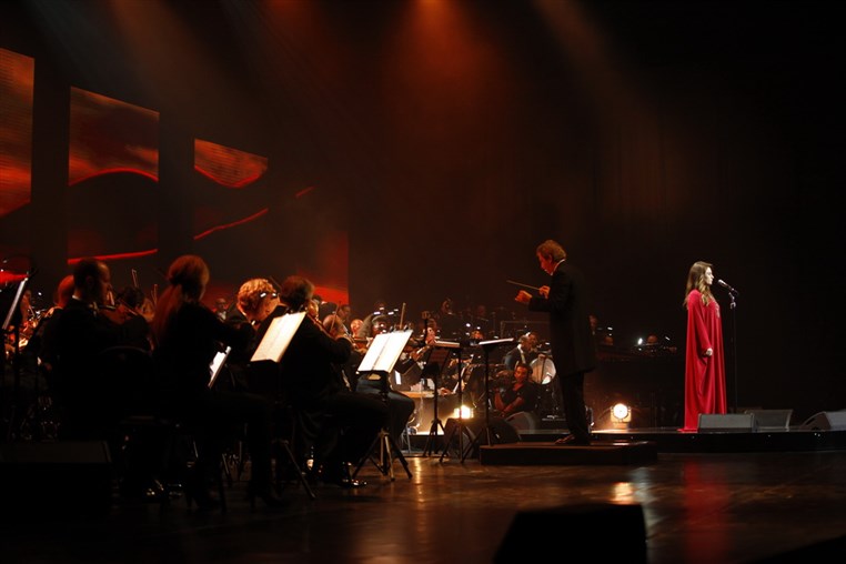 Julia Boutros in Concert