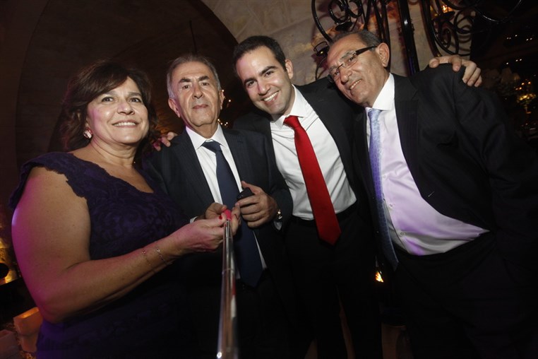 Les Lamah Wedding People 1