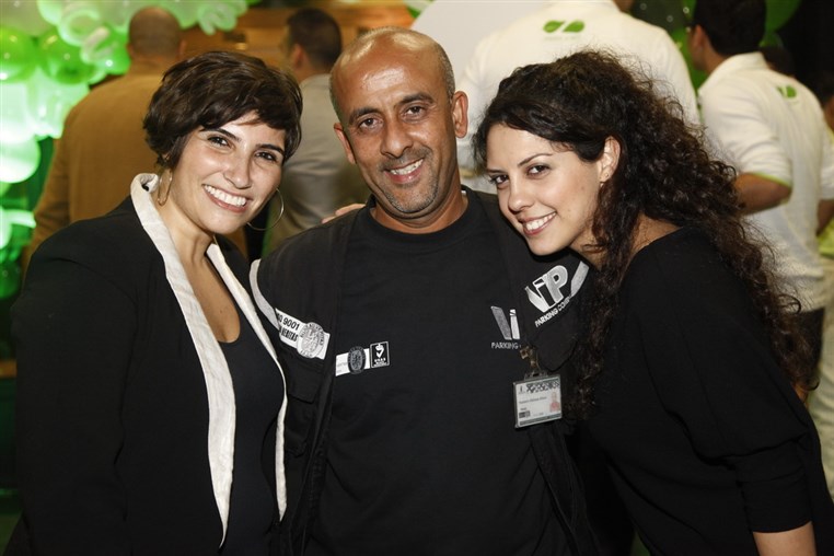 Zaatar w Zeit Reopening