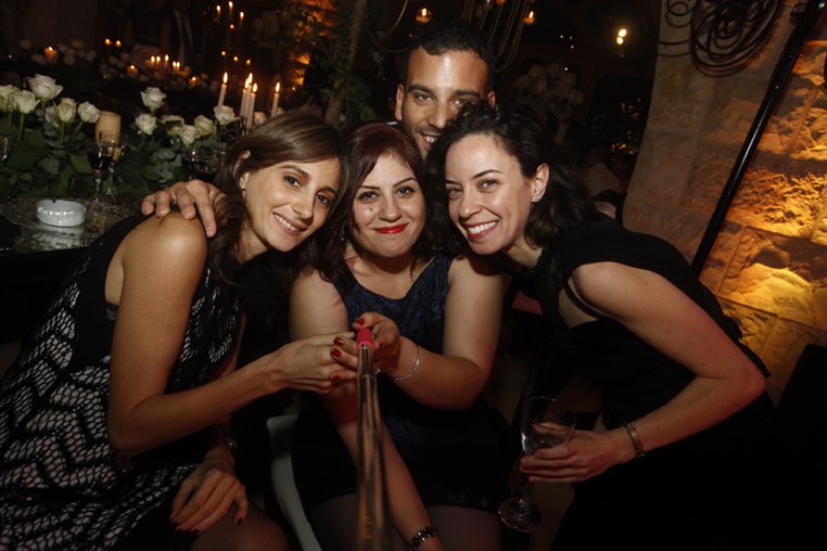Les Lamah Wedding People 1