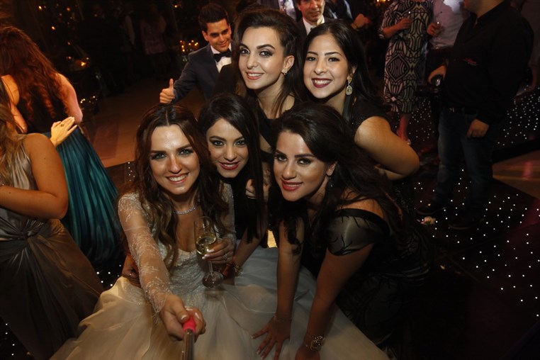 Les Lamah Wedding People 1