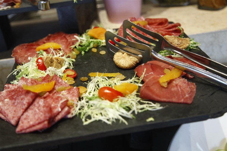 Lunch at Caffe Mondo