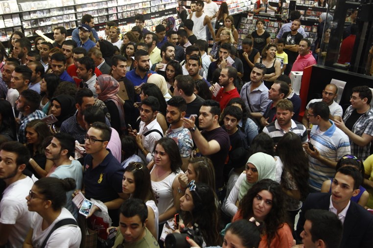 Elissa Album Signing Session