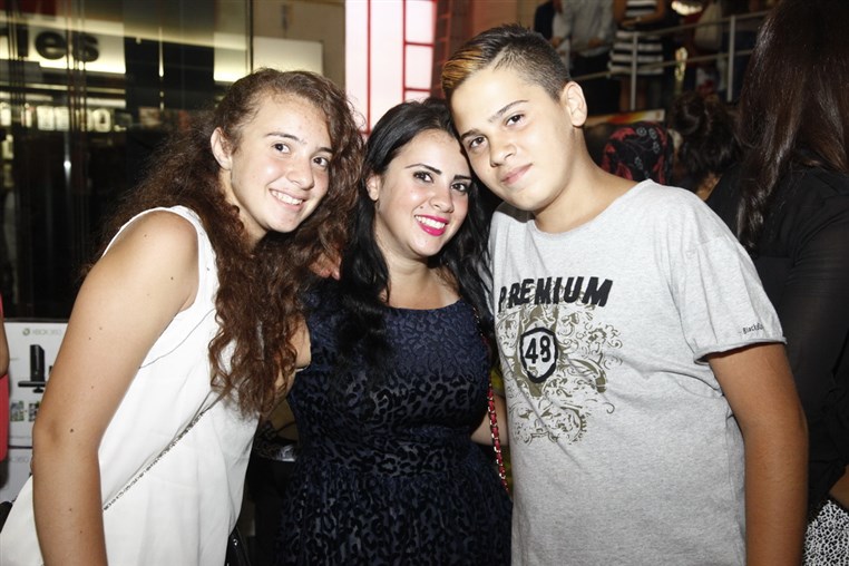 Elissa Album Signing Session