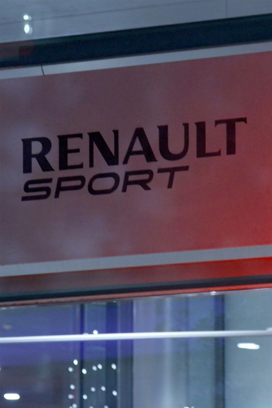 Bassoul Heneine Renault Concept Store Grand Opening