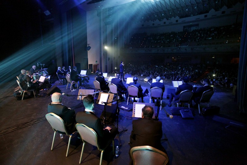 Kadim al Sahir at Casino Du Liban