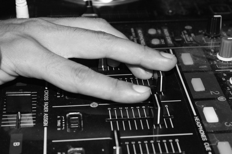 Dj Night at Ages