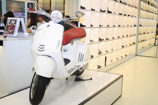 Aizone and Vespa Draw Event 
