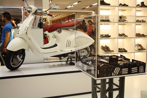 Aizone and Vespa Draw Event 