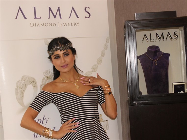 Almas Brunch Fashion Show 