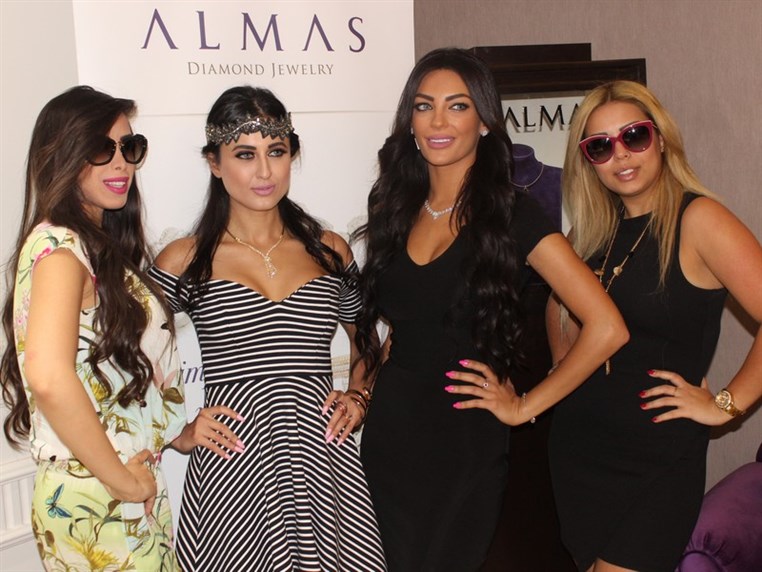 Almas Brunch Fashion Show 