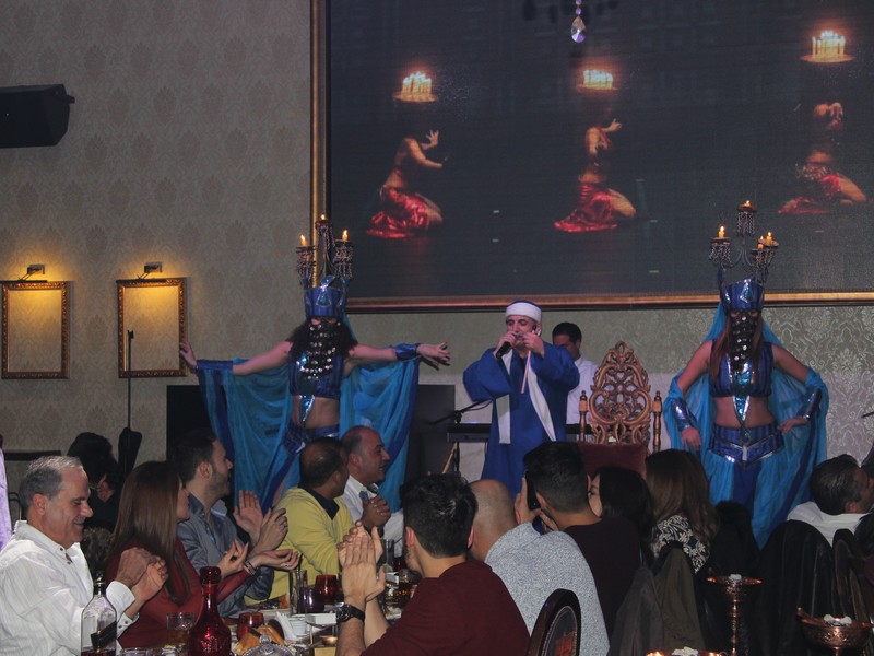 Anbar Restaurant on Saturday Night