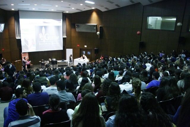 AUB Got Talent 2014
