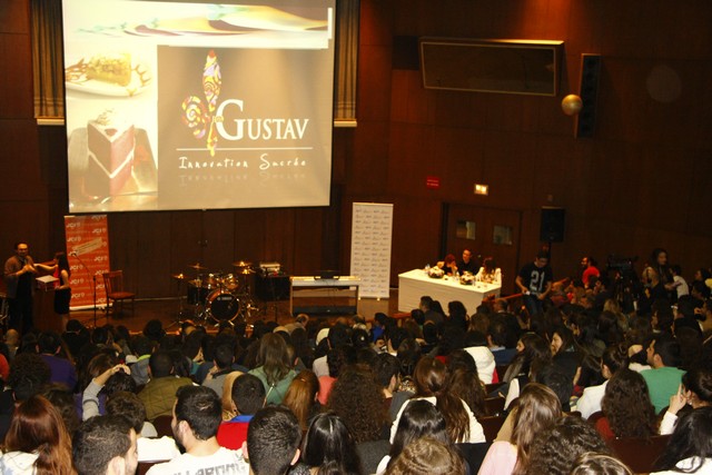 AUB Got Talent 2014
