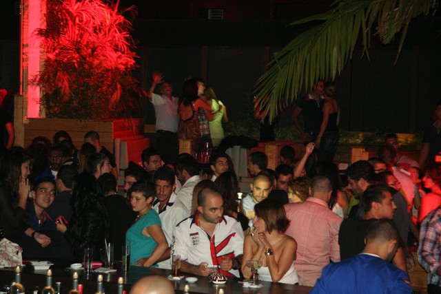 Aura On Saturday Night