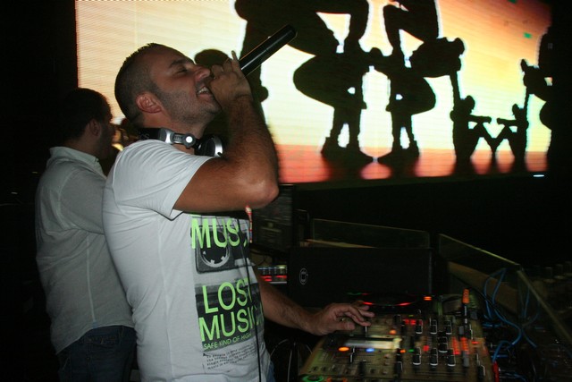 TNT at Aura