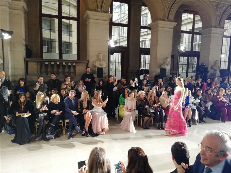 Georges Hobeika Spring Summer 2018 Couture at PFW