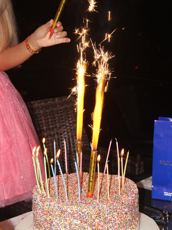 Bay Lodge Terrace on Saturday Night