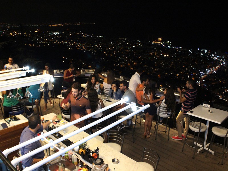 Bay Lodge-The Terrace on Monday Night