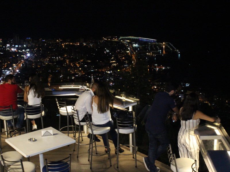 Bay Lodge-The Terrace on Monday Night
