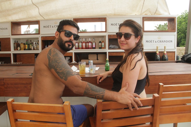 Sunday at Veer