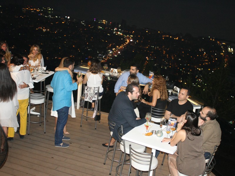 Bay Lodge-The Terrace on Thursday Night