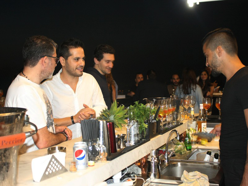 Bay Lodge-The Terrace on Thursday Night